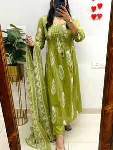 Chic Kurta Set with Dupatta