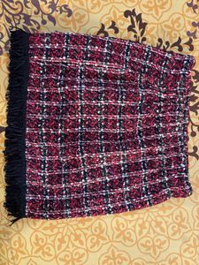 Chic Tweed Skirt with Fringe