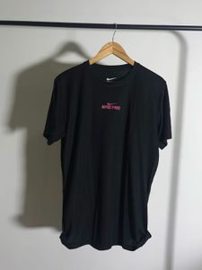 Nike Pro Black T-Shirt