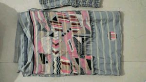 Stylish Geometric Print Saree