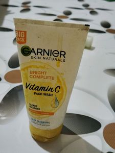 Garnier Vitamin C Face Wash