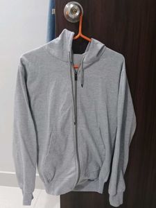 Gray Zip-Up Hoodie - Casual Comfort