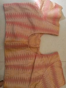 Beautiful Peach &amp; Gold Woven Blouse
