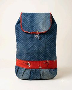 A set of 5 different types upcycled bags