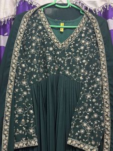 Elegant Green Kurta Set with Embroidery
