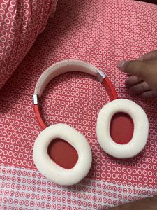 Red Motorola Unused Headphone Pulse Max