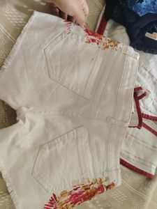 Ginger White Fringed Shorts with Tropical Print