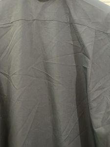 Men's Black Short Sleeve Collared Shirt