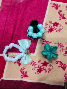 Cute Hair Clips &amp; Scrunchie Set