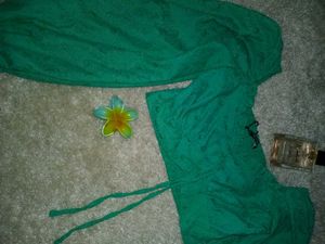 Emerald Green Puff Sleeve Crop Top