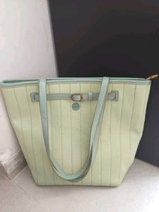 Light Green Textured Tote Bag