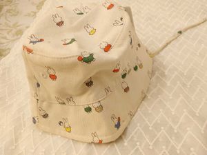H&amp;M Cute Bunny Print Bucket Hat