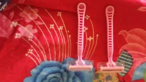 Pink Razors (Set of 2)