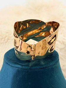 ✨️Premium Gold Statement Wide Cuff✨️