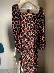 Chic Ruched Giraffe Print Mini Dress