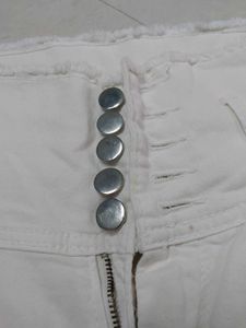 Women's White High-Waisted Jeans