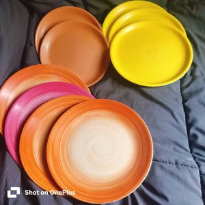 9 Vibrant Melamine Dinner Plates