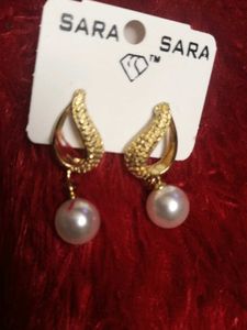 Elegant Pearl Drop Earrings