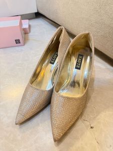 Elegant Gold Heels check details