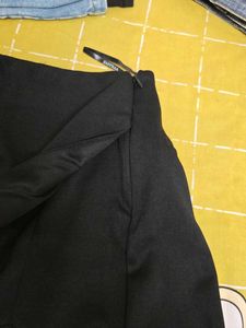 black mini skort