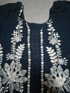 Embroidere navy blue Kurta Set