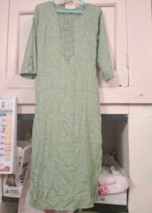 💥Grape Green Embellished Kurta