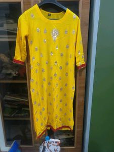 Yellow Embroidered kurthi &amp; Palazzo Pants