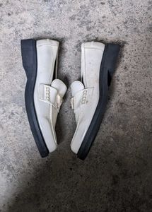 White Guess luxury Loafers