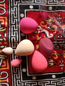 Faces Canada Beauty Blender