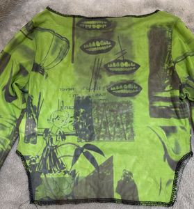 Green Graphic Print Long Sleeve Top