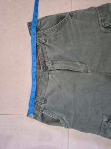 Vintage Olive Cargo jorts