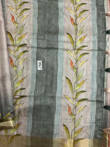 Elegant Grey Saree with Leaf Print