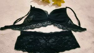 Very Fancy H&amp;M Brallete With Beautiful Penty