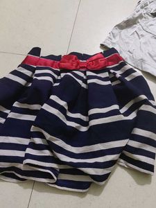 Chic Embellished Skirt