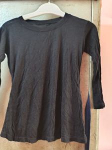 Basic Black Long Sleeve T-Shirt