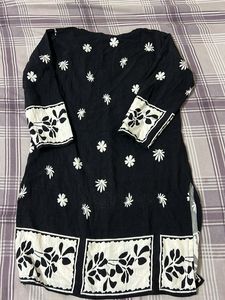 Black Embroidered Kurta