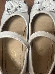 Girl Shoe Size 36