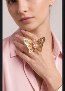 New Stunning Gold Butterfly Ring with Pink Stone