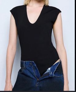 DYNAMITE Medium V-Neck Black Bodysuit