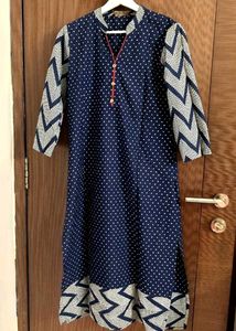 Stylish Blue Polka Dot Kurta, L TAG size