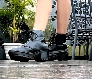 Black Boot