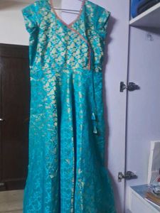 xl.size women Silk gown