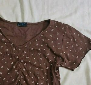 PRICE DROP🖤Chocolate Brown Floral Aesthetic Crop
