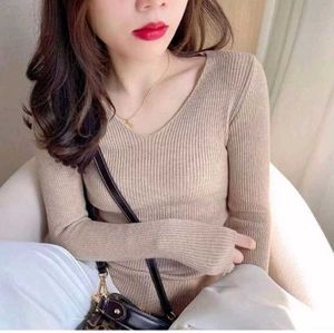 Ribbed V-Neck Long Sleeve Top