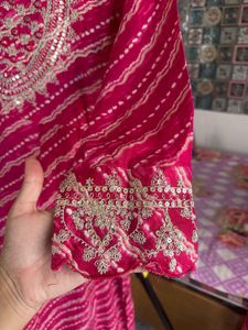 Anarkali Pink Kurta Set Embellishments