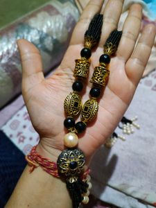 JWELLARY SET(Black peral har with earings)