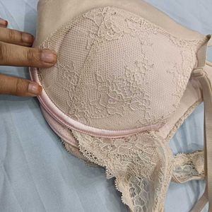 Lace😍 Trimmed Push-Up Bra