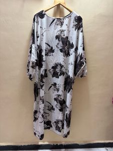 Elegant Floral Kaftan abaya