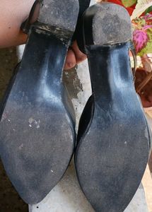 Elegant Black Women's Shoes