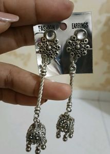 Silver  dolii Jhumka Earrings
